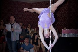 Image_final_pole_dance_battle_2013_24